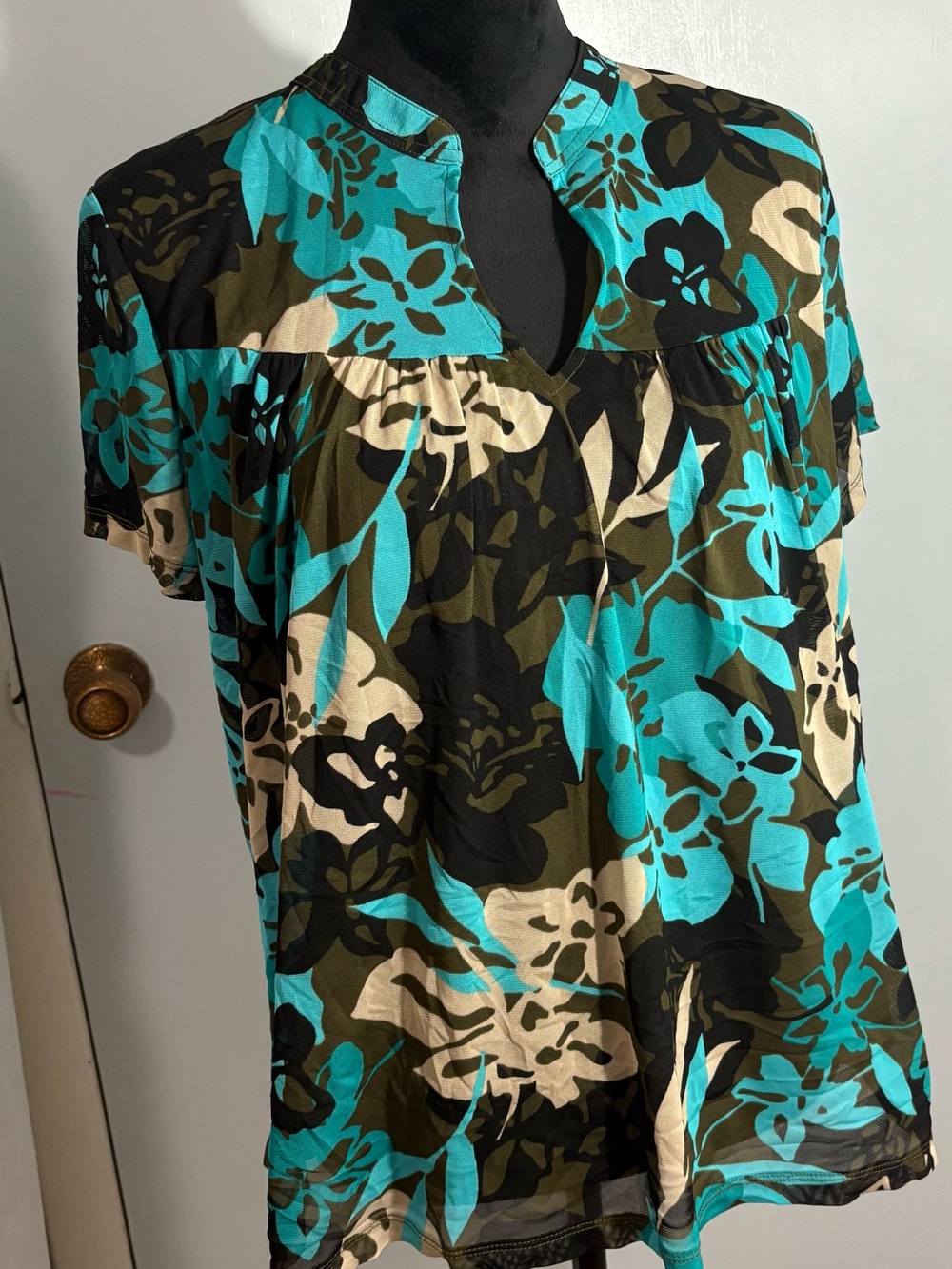 Liz Claiborne Teal, Olive & Cream Floral Split-Neck Blouse